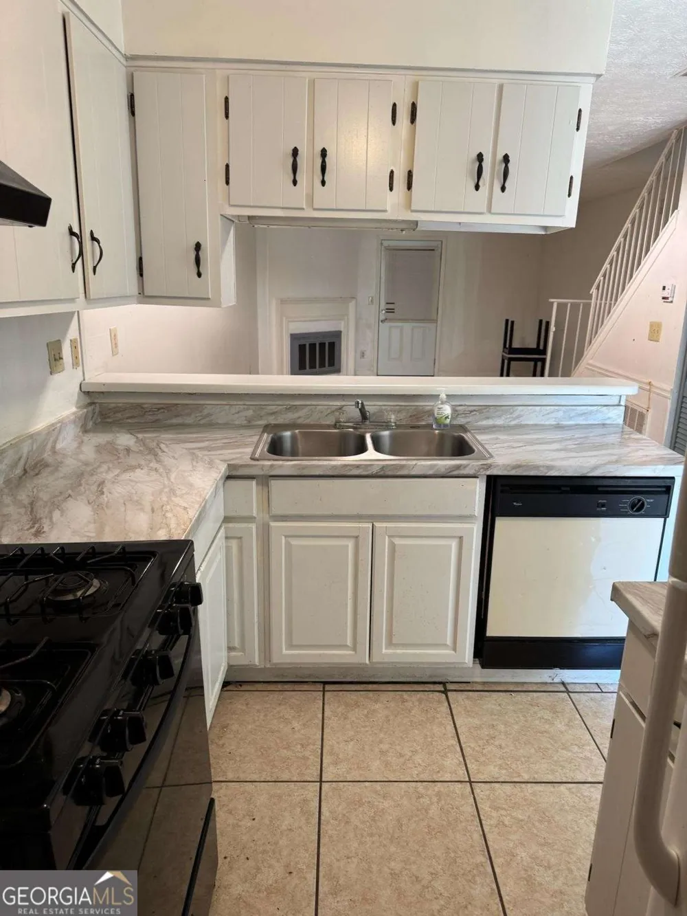 535 Prince Of Wales Stone Mountain, GA 30083