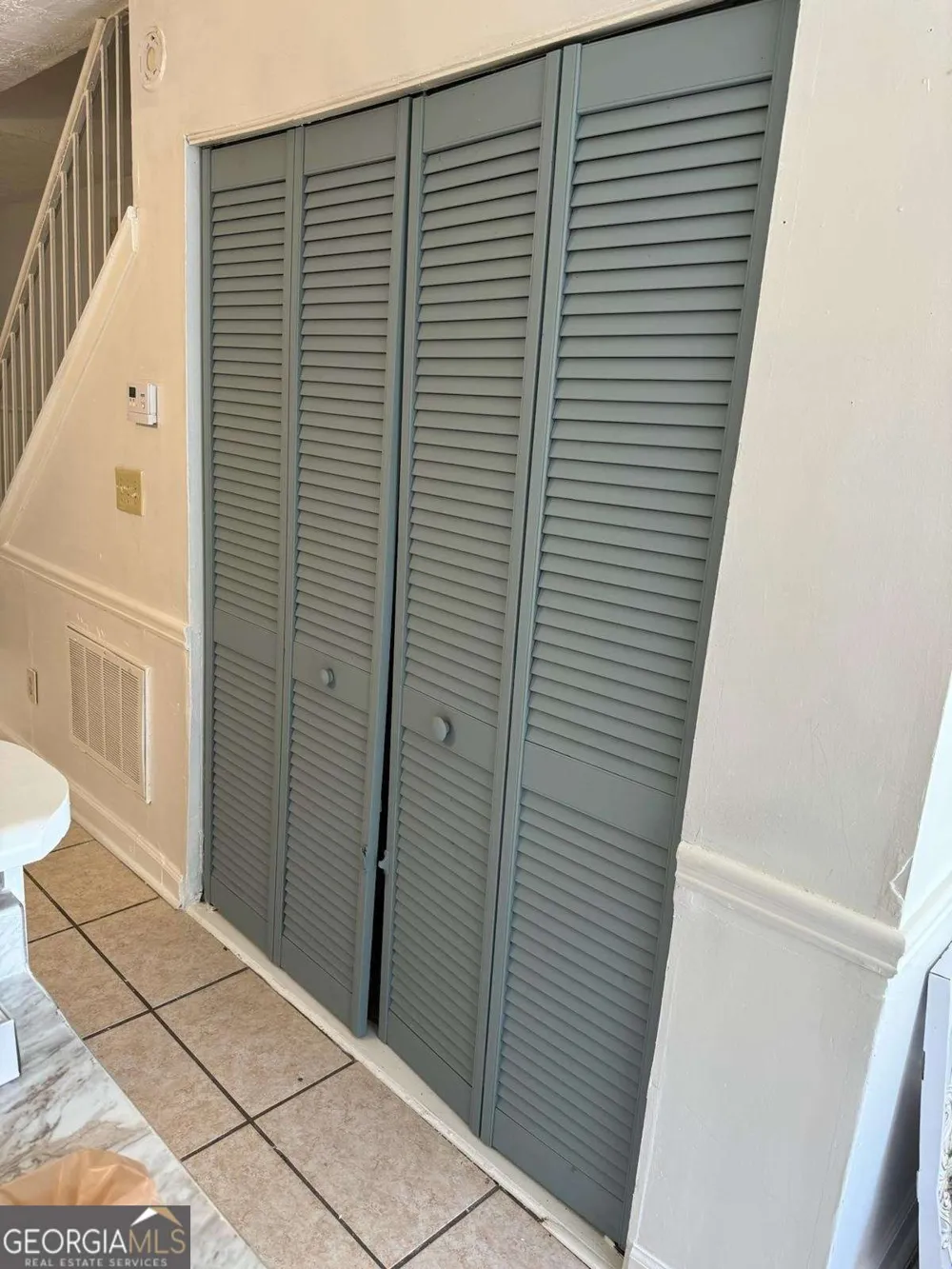 535 Prince Of Wales Stone Mountain, GA 30083