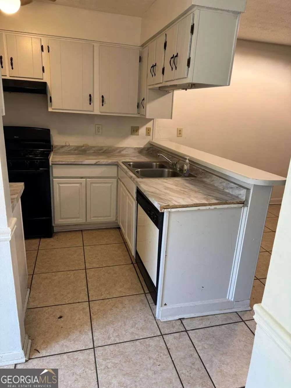 535 Prince Of Wales Stone Mountain, GA 30083