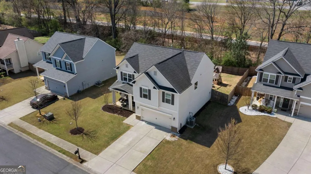16 Colt CT Adairsville, GA 30103