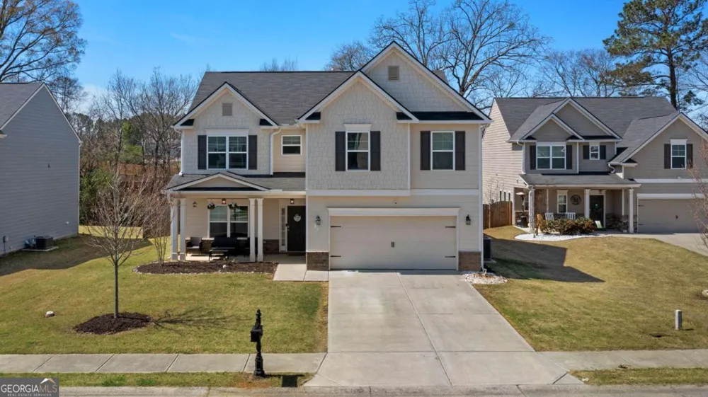 16 Colt CT Adairsville, GA 30103