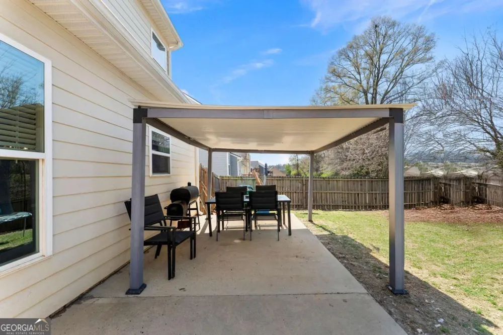 16 Colt CT Adairsville, GA 30103