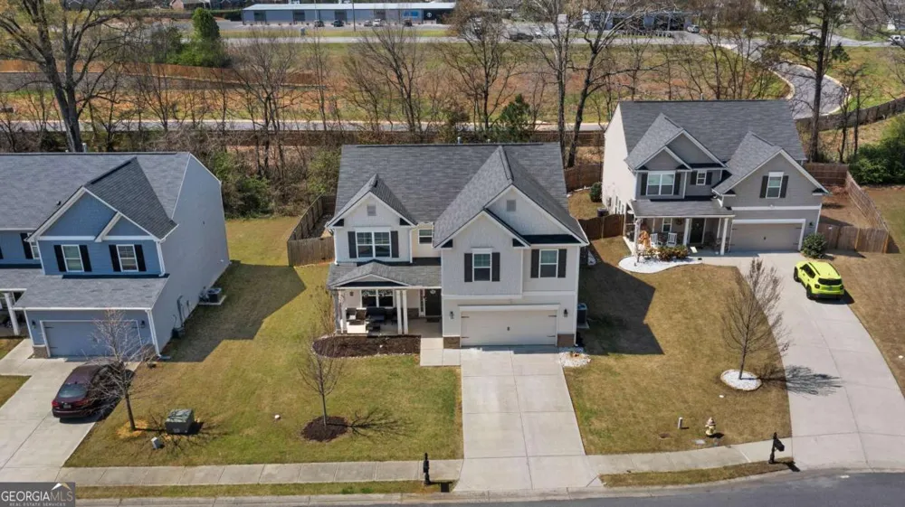 16 Colt CT Adairsville, GA 30103