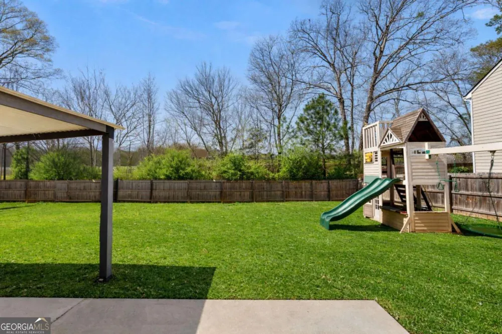 16 Colt CT Adairsville, GA 30103