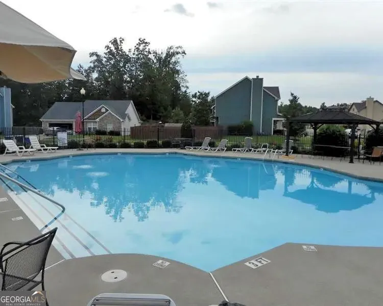 16 Colt CT Adairsville, GA 30103