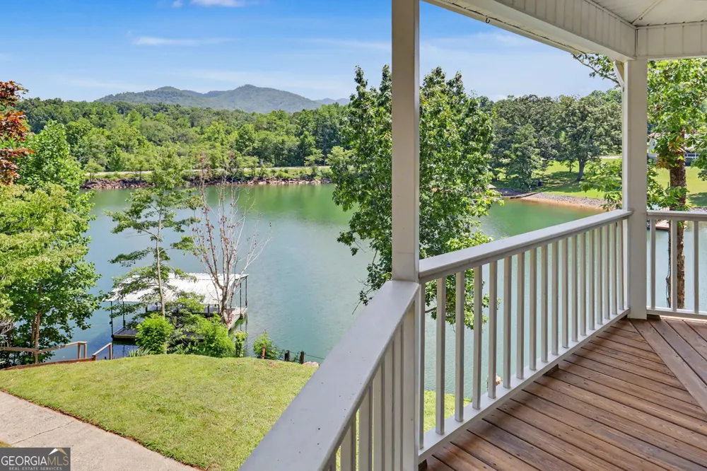 97 Kilmoore LN Hayesville, NC 28904