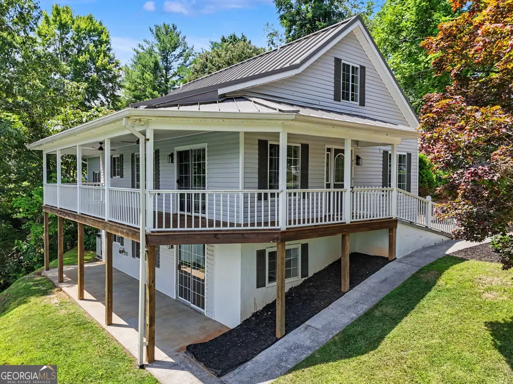 97 Kilmoore LN Hayesville, NC 28904