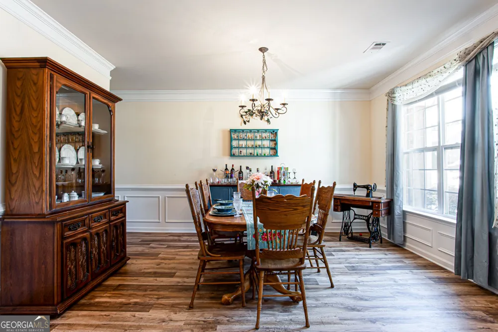 863 Van Briggle PATH Sugar Hill, GA 30518