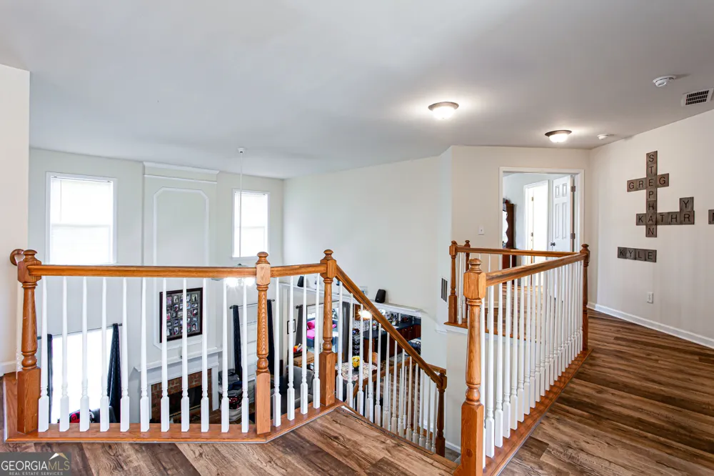 863 Van Briggle PATH Sugar Hill, GA 30518