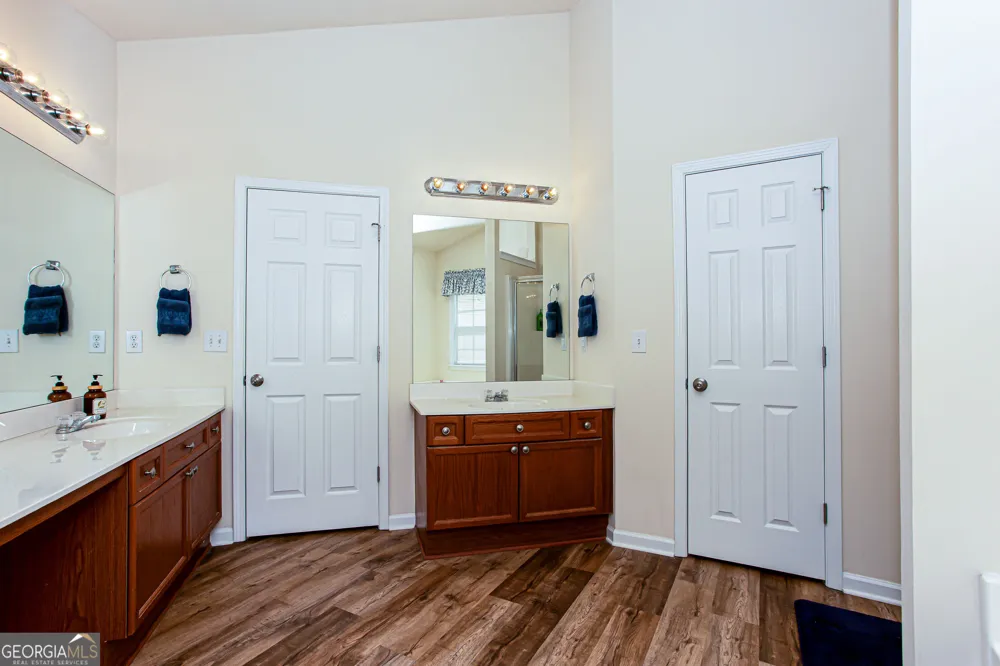 863 Van Briggle PATH Sugar Hill, GA 30518