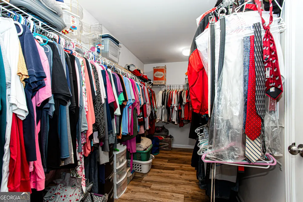 863 Van Briggle PATH Sugar Hill, GA 30518