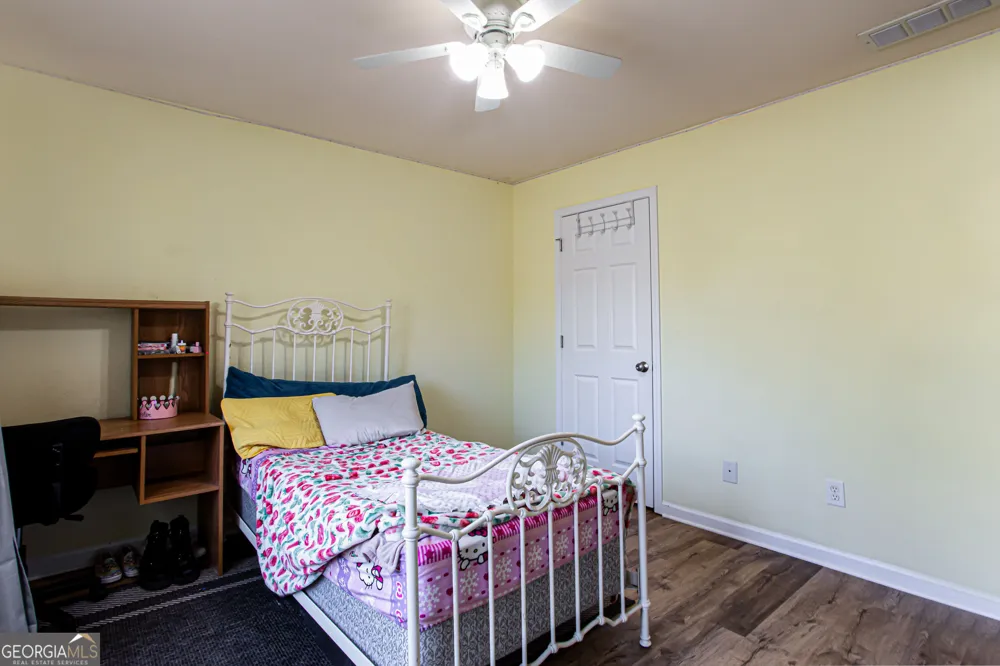 863 Van Briggle PATH Sugar Hill, GA 30518