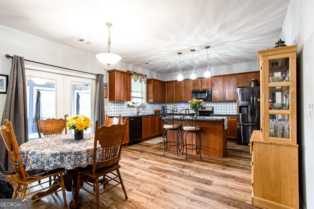 863 Van Briggle PATH Sugar Hill, GA 30518