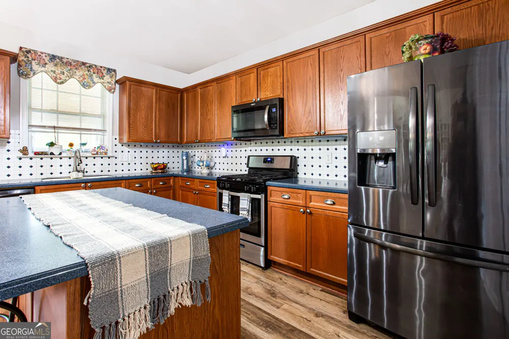 863 Van Briggle PATH Sugar Hill, GA 30518