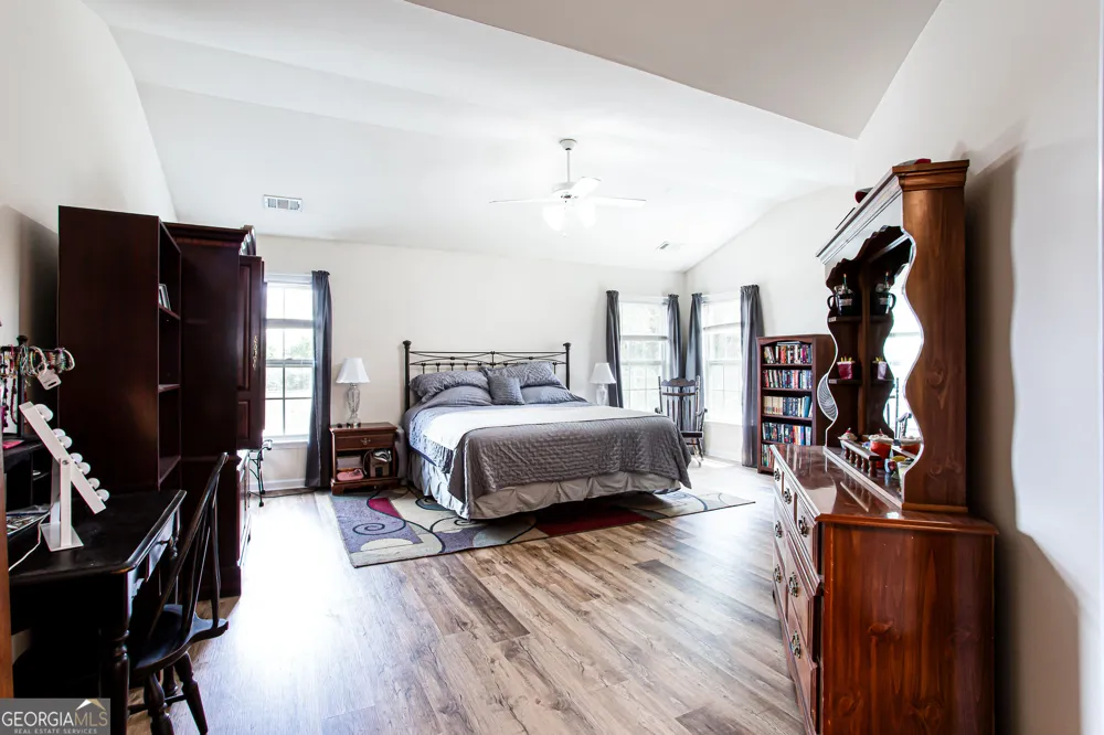 863 Van Briggle PATH Sugar Hill, GA 30518