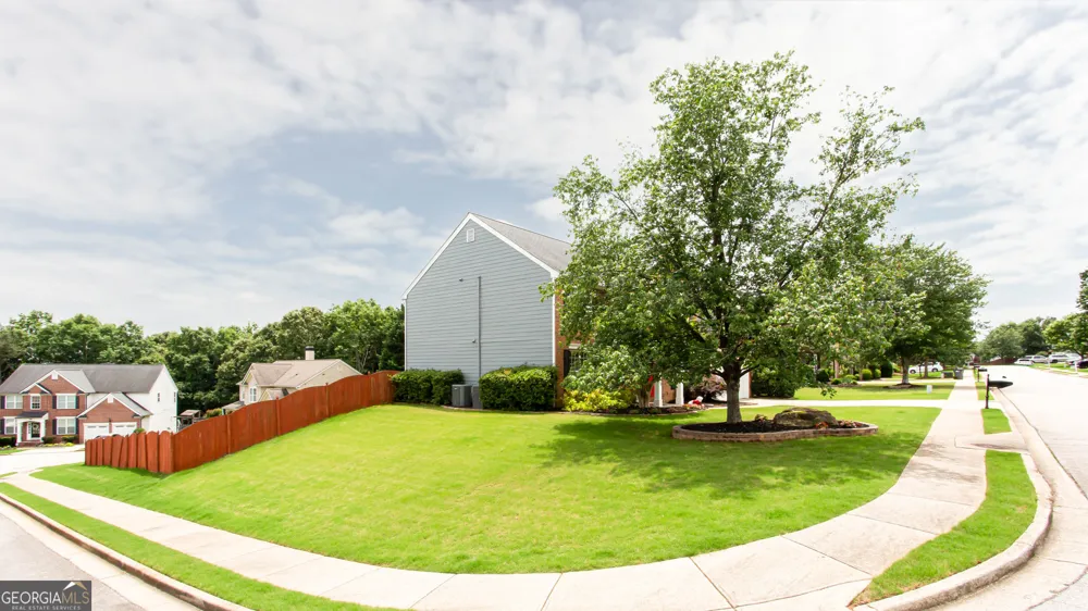 863 Van Briggle PATH Sugar Hill, GA 30518
