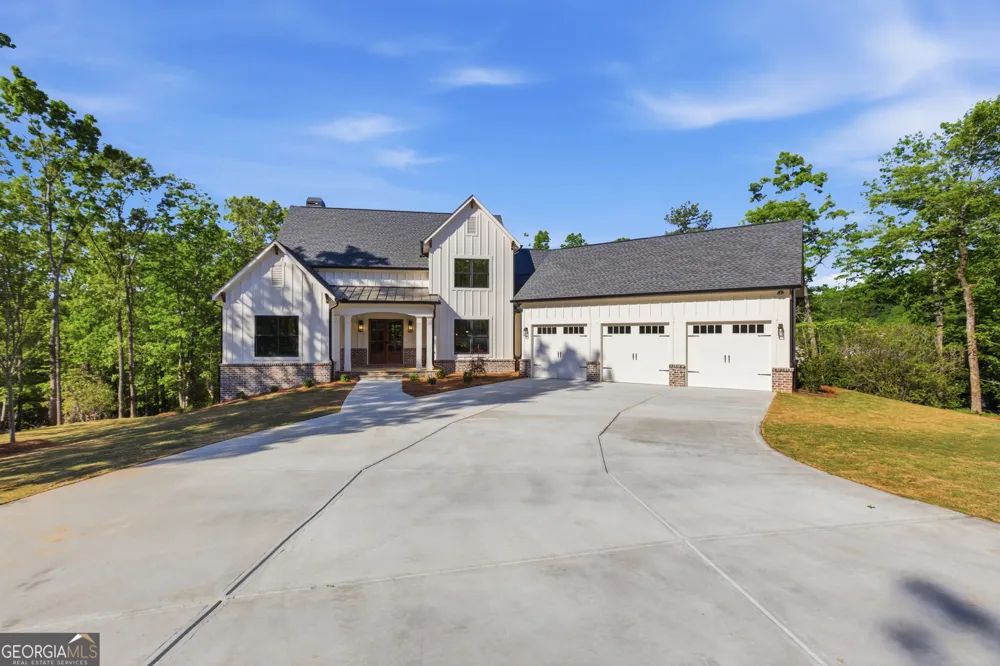 110 Fall Pippin CT Clarkesville, GA 30523