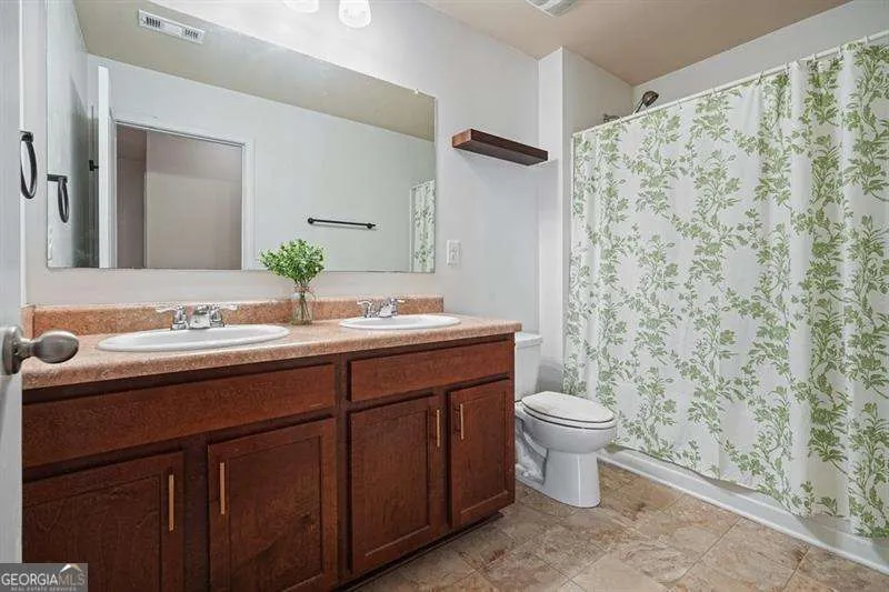 402 Wilshire CT Acworth, GA 30102