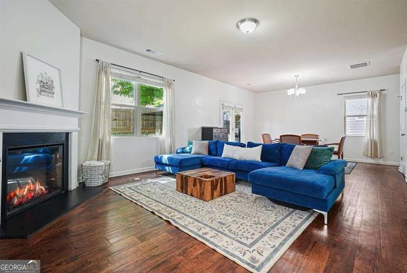 402 Wilshire CT Acworth, GA 30102