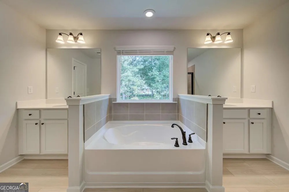 337 Tulip DR Covington, GA 30016