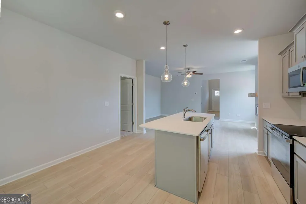 149 Geranium LN Covington, GA 30016