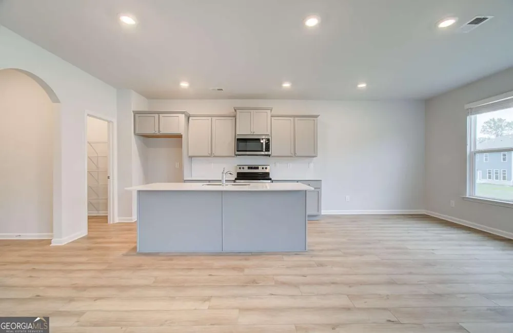 161 St Annes PL Covington, GA 30016