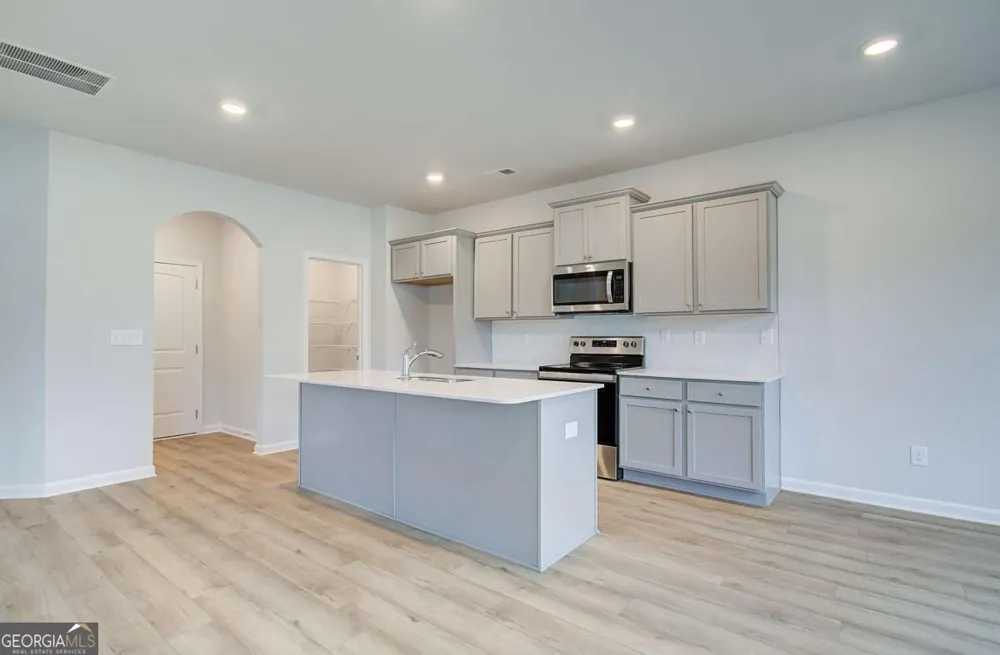 161 St Annes PL Covington, GA 30016