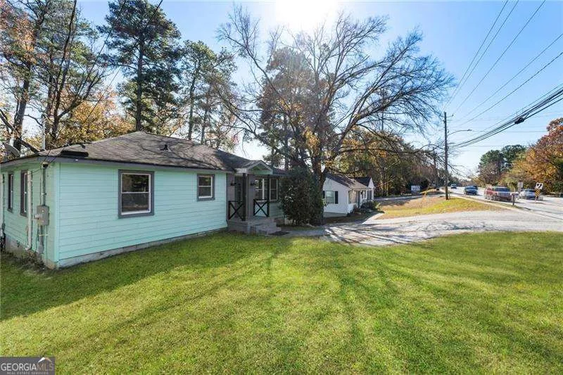 5211 Oakdale RD SE Smyrna, GA 30082