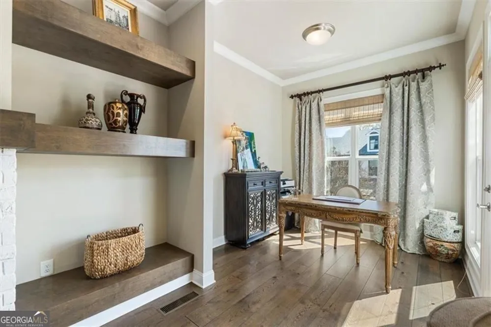 205 Phillips LN Alpharetta, GA 30009