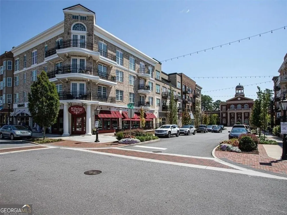 205 Phillips LN Alpharetta, GA 30009