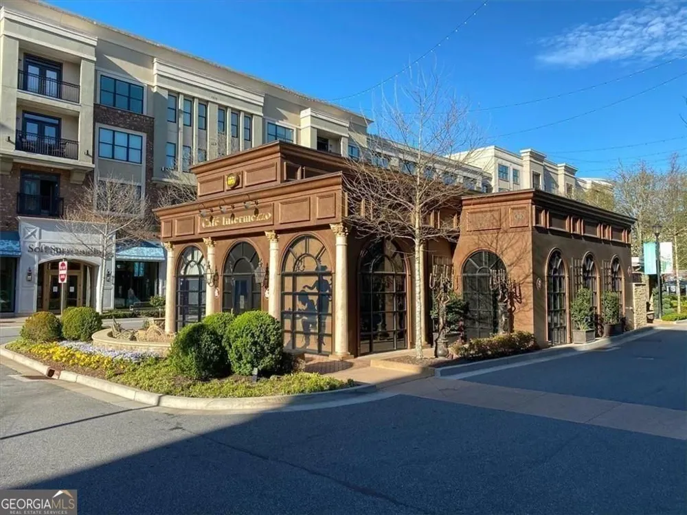205 Phillips LN Alpharetta, GA 30009