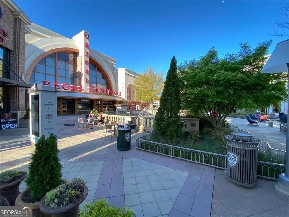 205 Phillips LN Alpharetta, GA 30009