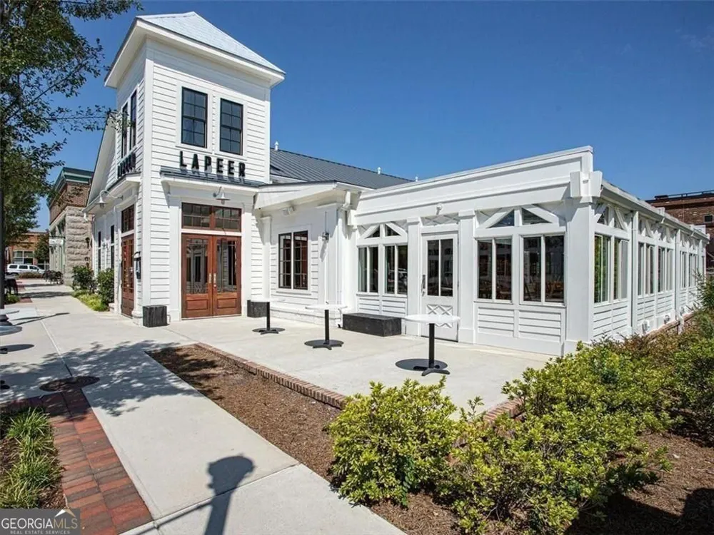 205 Phillips LN Alpharetta, GA 30009