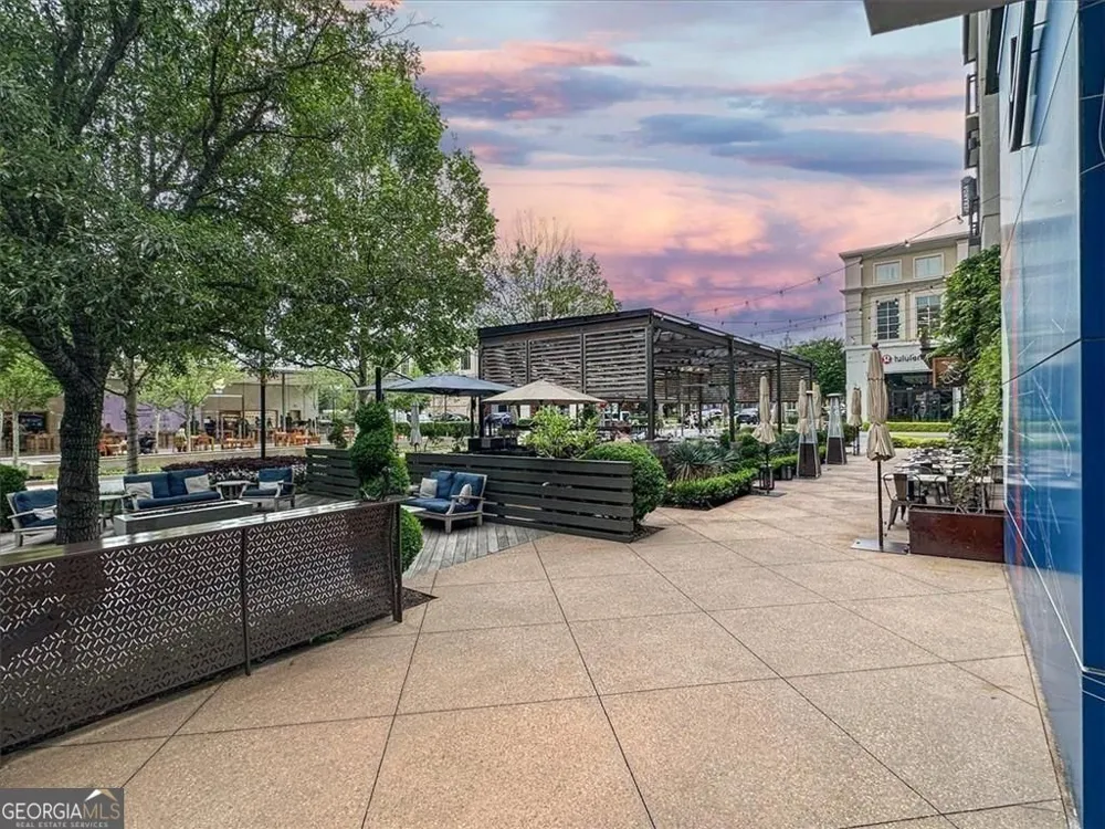 205 Phillips LN Alpharetta, GA 30009