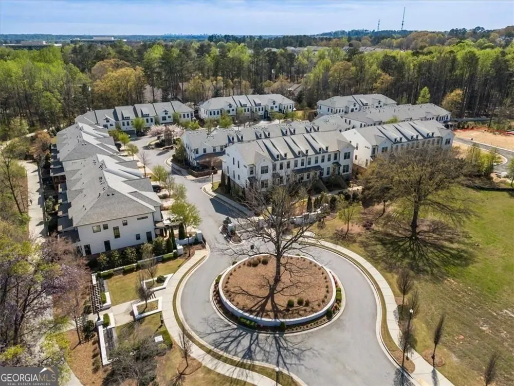 205 Phillips LN Alpharetta, GA 30009