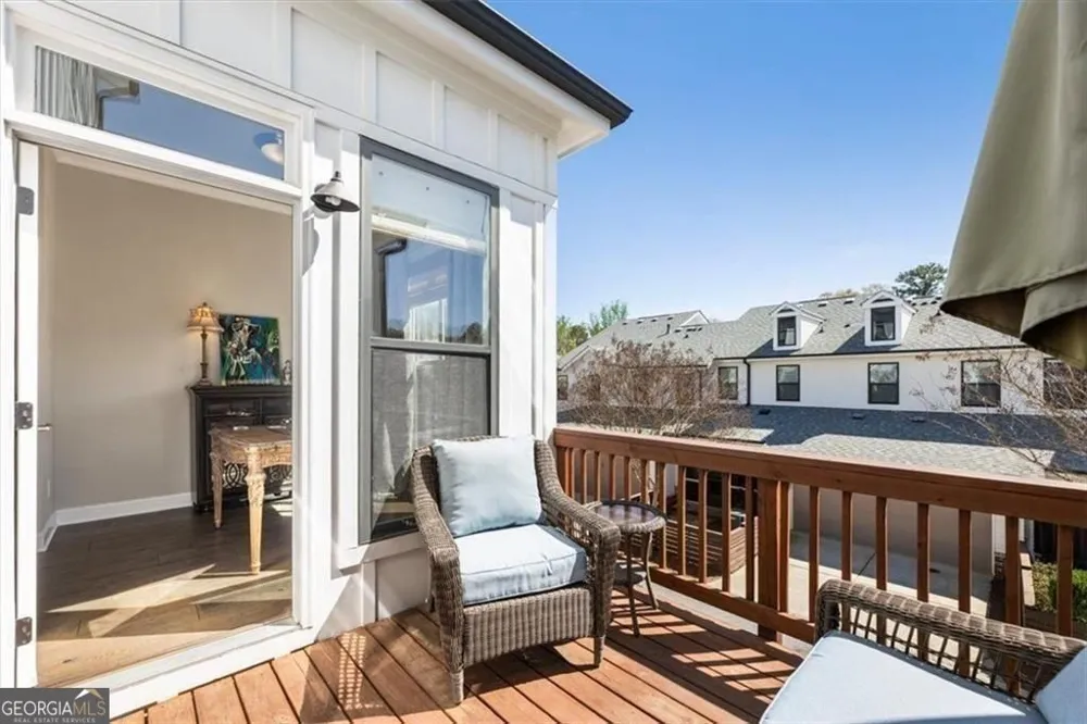 205 Phillips LN Alpharetta, GA 30009