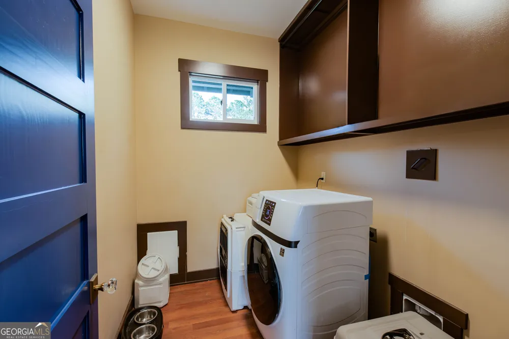 180 NE Main North ST Ludowici, GA 31316