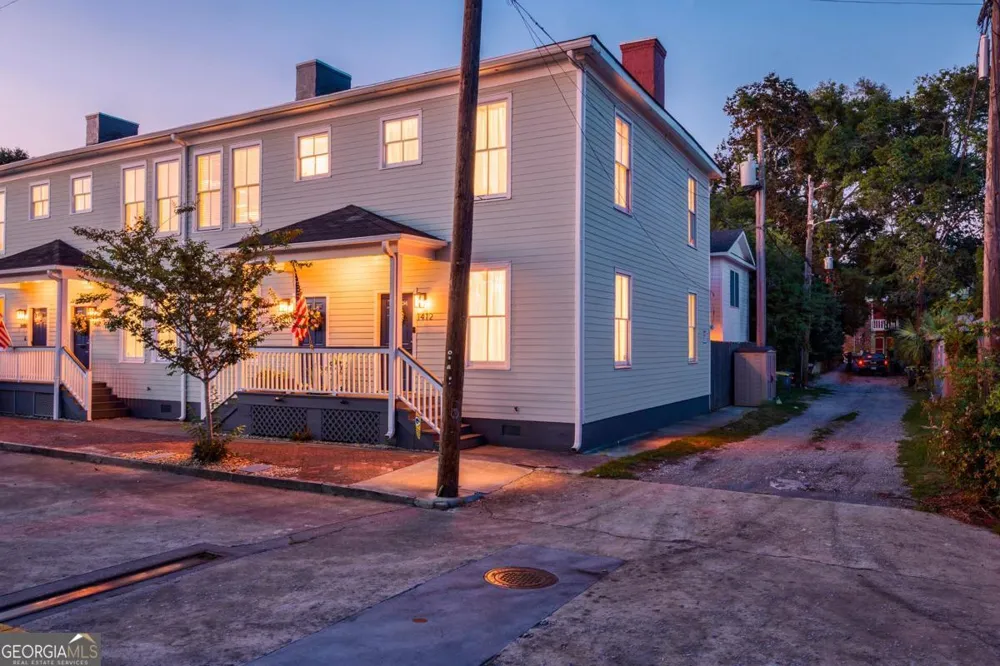 1410 Jefferson ST Savannah, GA 31401