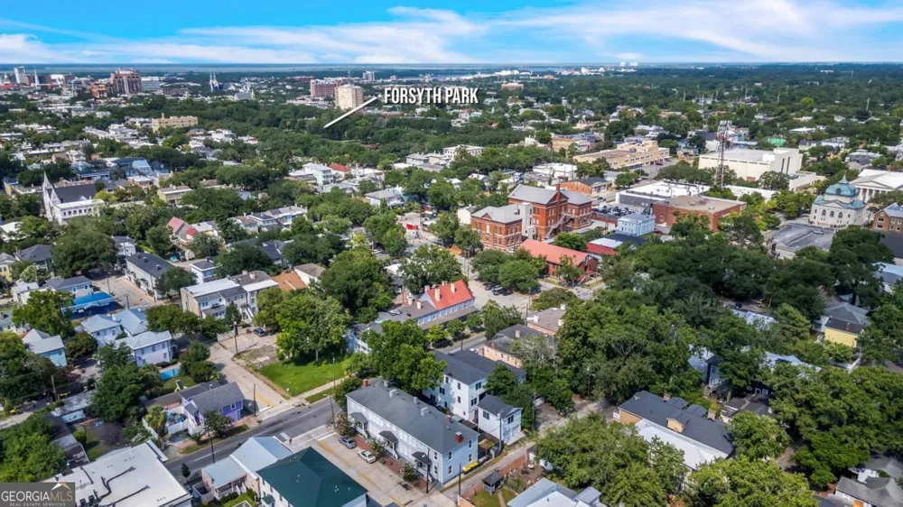 1410 Jefferson ST Savannah, GA 31401