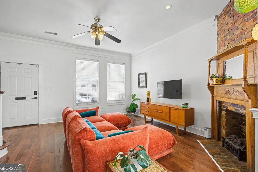 1410 Jefferson ST Savannah, GA 31401