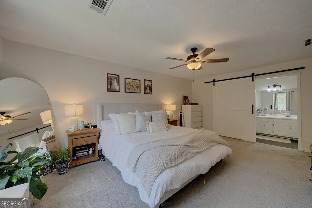 861 Lagoon CT Stone Mountain, GA 30083