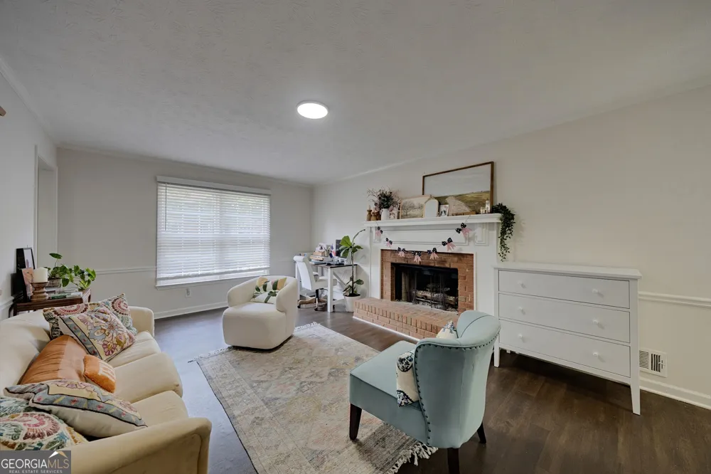 861 Lagoon CT Stone Mountain, GA 30083
