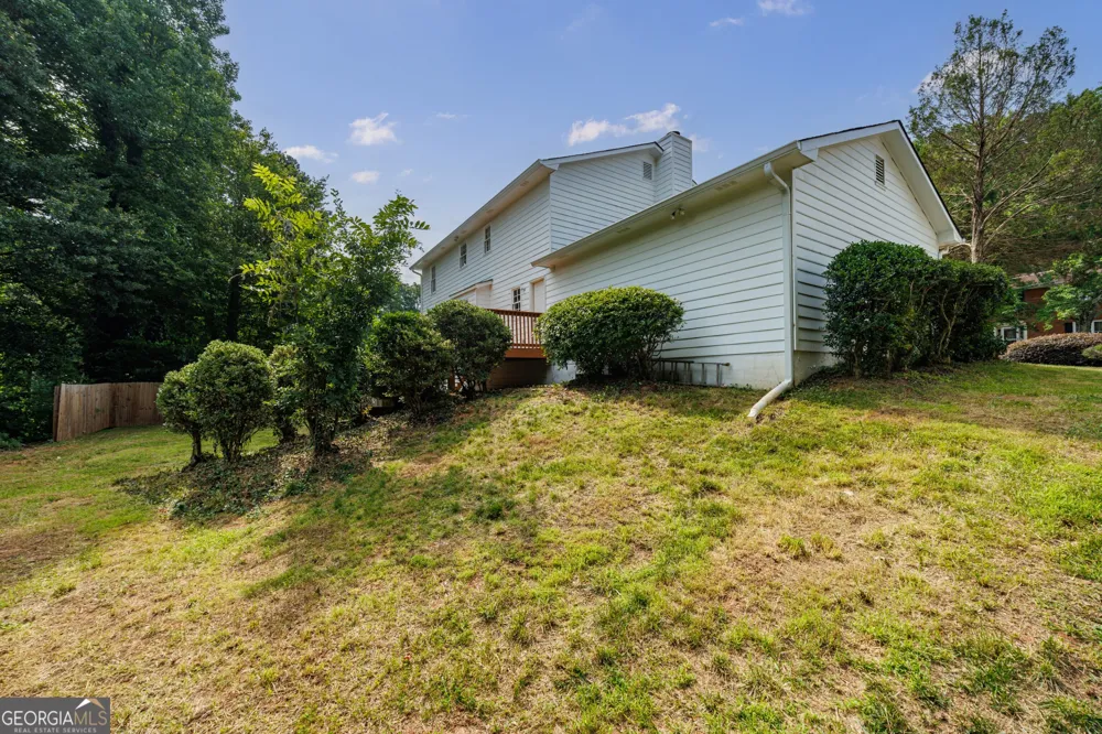 861 Lagoon CT Stone Mountain, GA 30083