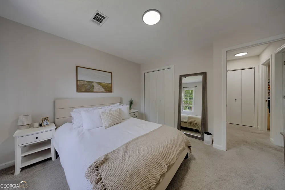 861 Lagoon CT Stone Mountain, GA 30083