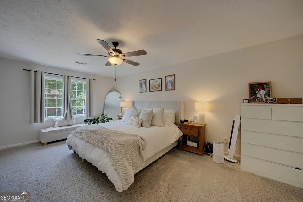 861 Lagoon CT Stone Mountain, GA 30083