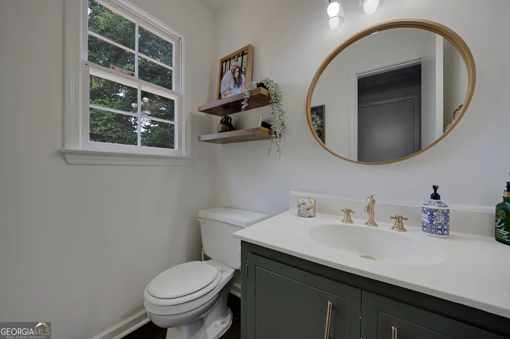 861 Lagoon CT Stone Mountain, GA 30083