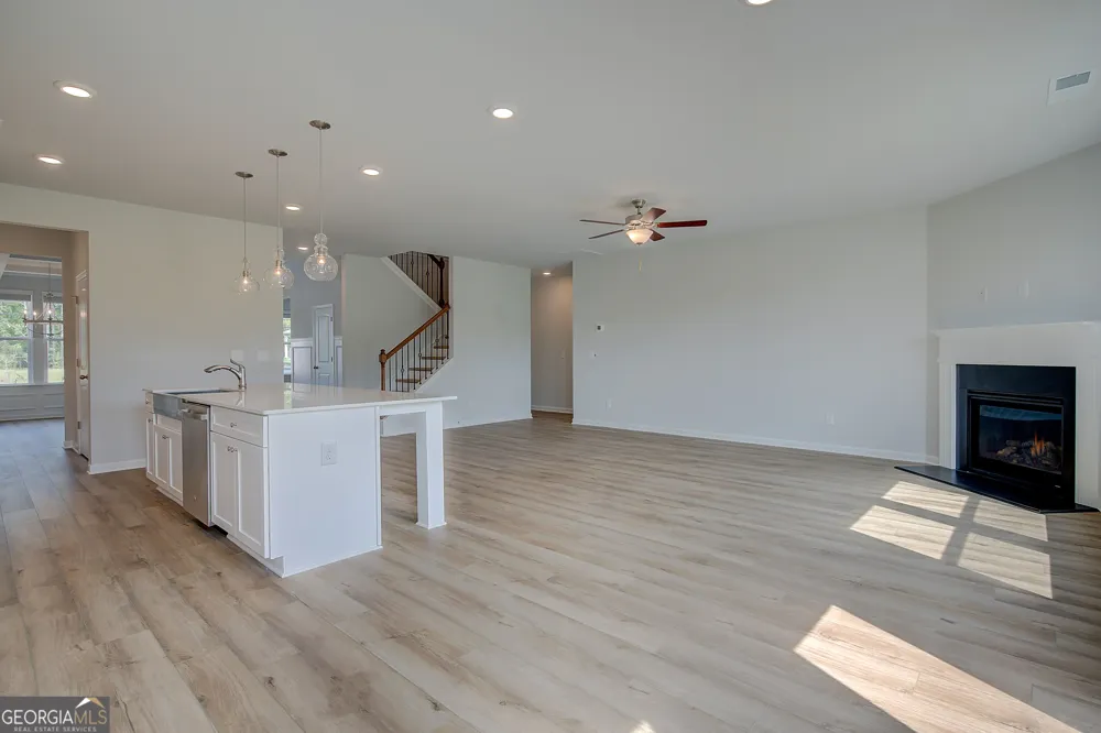 266 Linford DR Locust Grove, GA 30248
