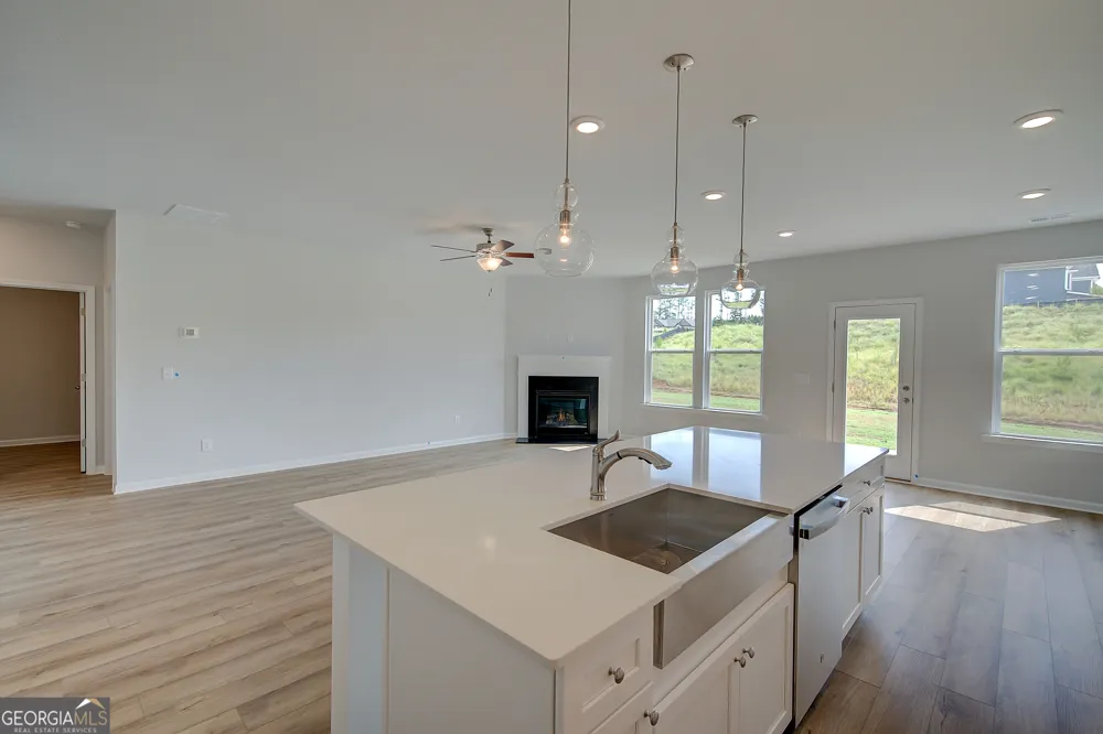 266 Linford DR Locust Grove, GA 30248