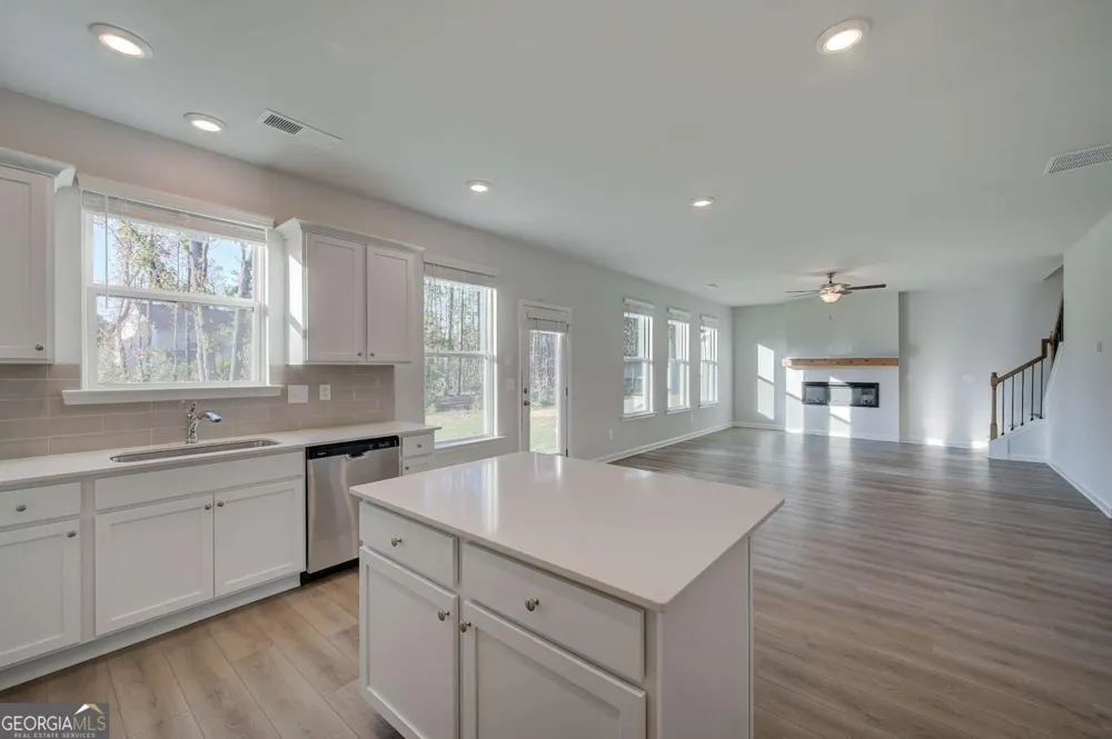 219 St Annes PL Covington, GA 30016