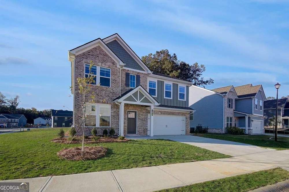 219 St Annes PL Covington, GA 30016
